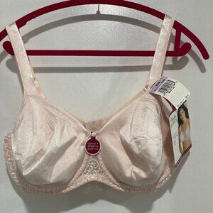 New with tags Playtex Secrets shaping underwire Bra Size 40D